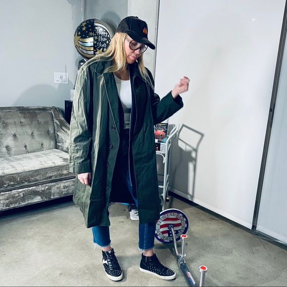 Dad’s Vintage ‘London Fog’ Lined Trench Coat - Picture 3 of 16